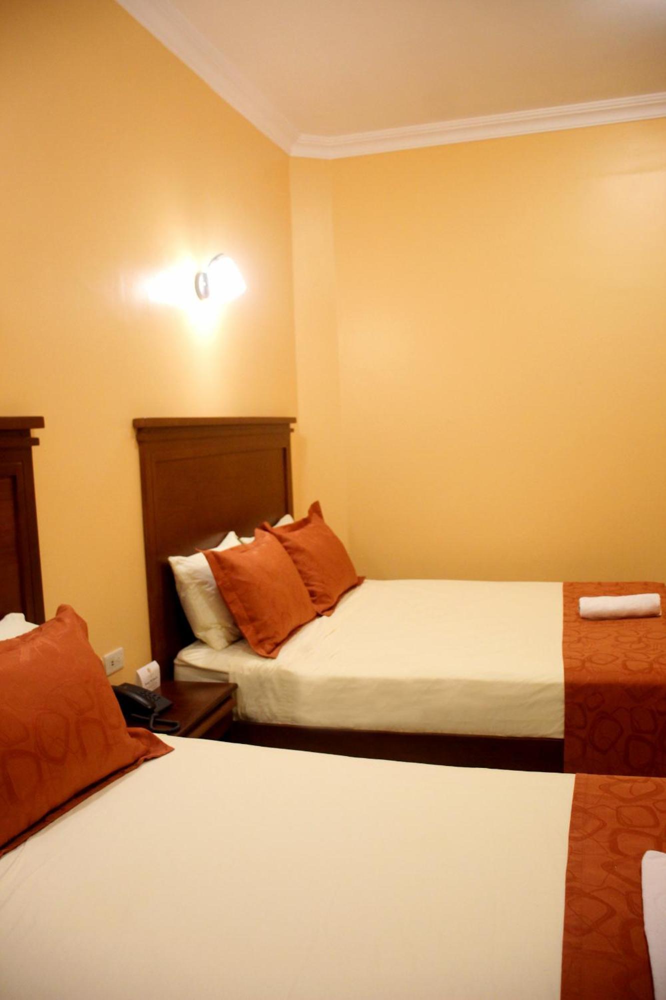 Hostal California Inn Guayaquil Exterior photo